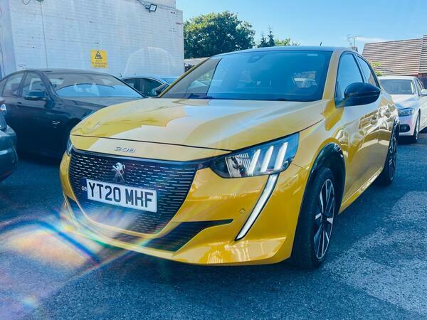 Peugeot 208 Peugeot 208 1.2 Puretech Allure Premium Eat Euro 6 White #10