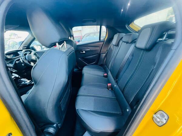 Peugeot 208 Peugeot 208 1.2 Puretech Allure Premium Eat Euro 6 White #22