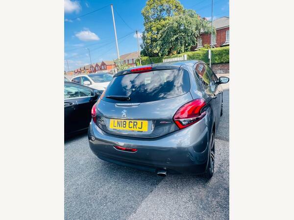 Peugeot 208 Active Grey #13