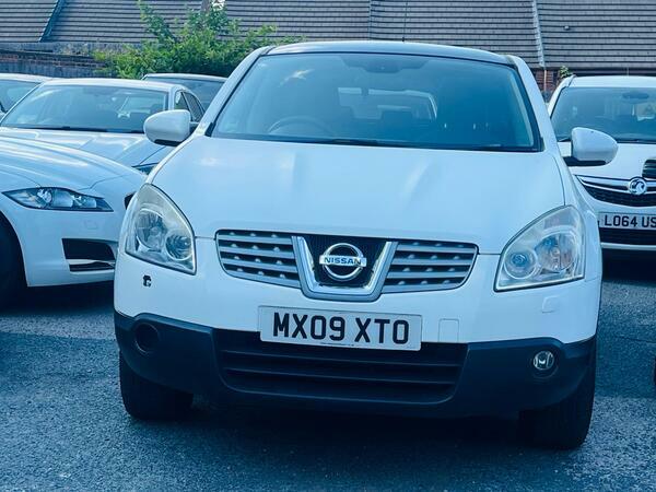 Nissan Qashqai 1.6 Tekna 2Wd  #3