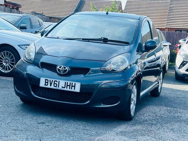 Toyota Aygo 1.0 Vvt-i Go Multimode Euro 5 Ac Grey #2