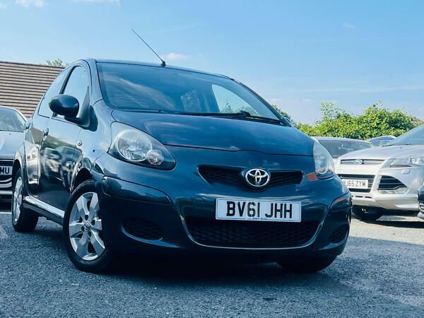 Toyota Aygo 1.0 Vvt-i Go Multimode Euro 5 Ac Grey #4