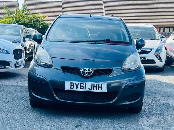 Toyota Aygo 1.0 Vvt-i Go Multimode Euro 5 Ac Grey #3