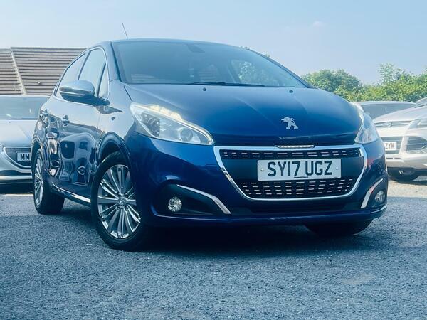 Peugeot 208 1.2 Puretech Allure Euro 6 Blue