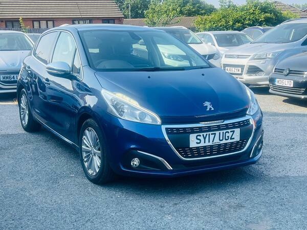 Peugeot 208 1.2 Puretech Allure Euro 6 Blue #4
