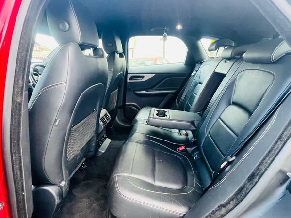 Jaguar F-Pace 2.0 R-sport Awd 178 Bhp Black #28