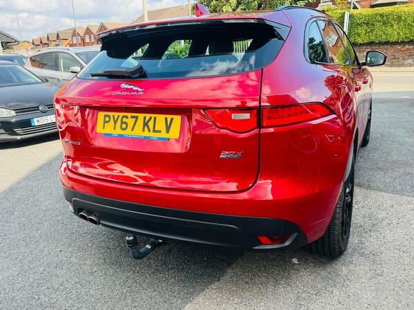 Jaguar F-Pace 2.0 R-sport Awd 178 Bhp Black #19