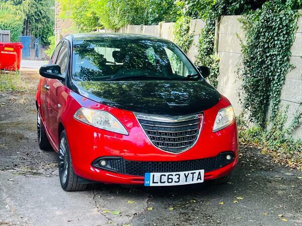 Chrysler Ypsilon 1.2 Blackred Euro 5 Ss LC63YTA #6