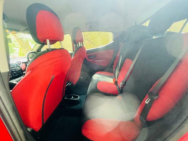 Chrysler Ypsilon 1.2 Se Hatchback Euro 5 Ss 6 Black #24