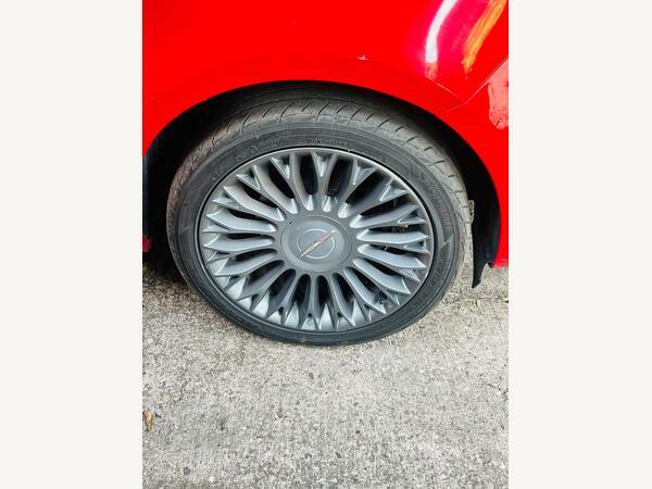 Chrysler Ypsilon 1.2 Se Hatchback Euro 5 Ss 6 Black #25