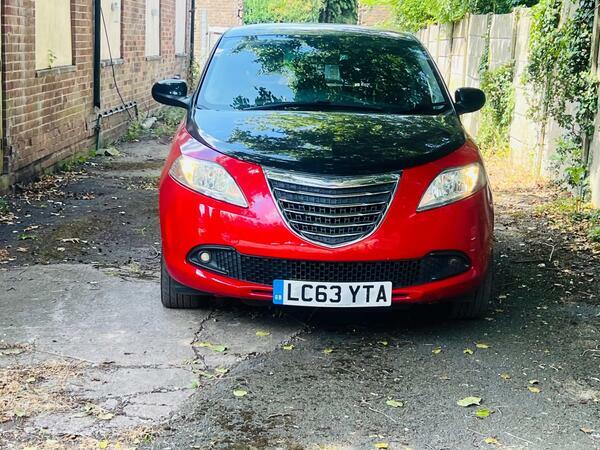 Chrysler Ypsilon 1.2 Blackred Euro 5 Ss LC63YTA #3