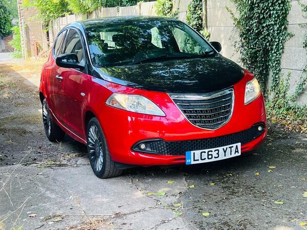 Chrysler Ypsilon 1.2 Blackred Euro 5 Ss LC63YTA #4