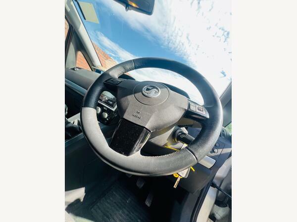 Vauxhall Zafira Mpv Grey #29