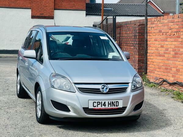 Vauxhall Zafira 1.8 16V Exclusiv Euro 5 Silver #4