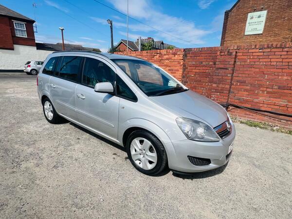 Vauxhall Zafira Mpv Grey #12