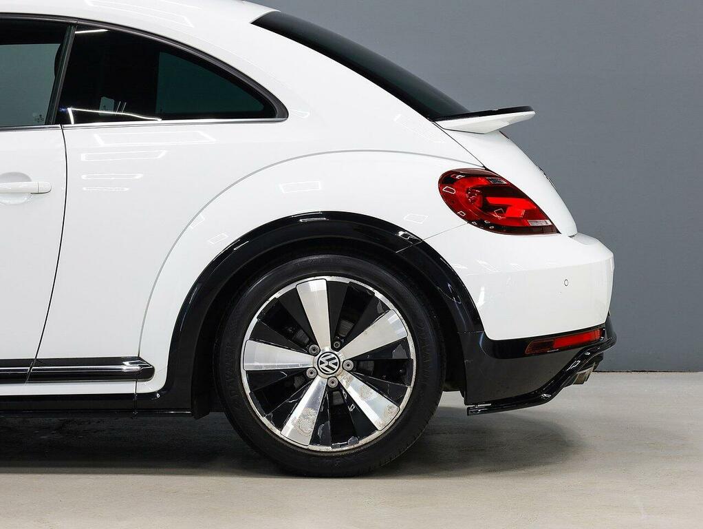 Volkswagen Beetle Tdi Bluemotion Tech R-line Hatchback White #6