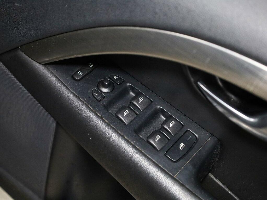 Volvo V70 D5 Se Black #19