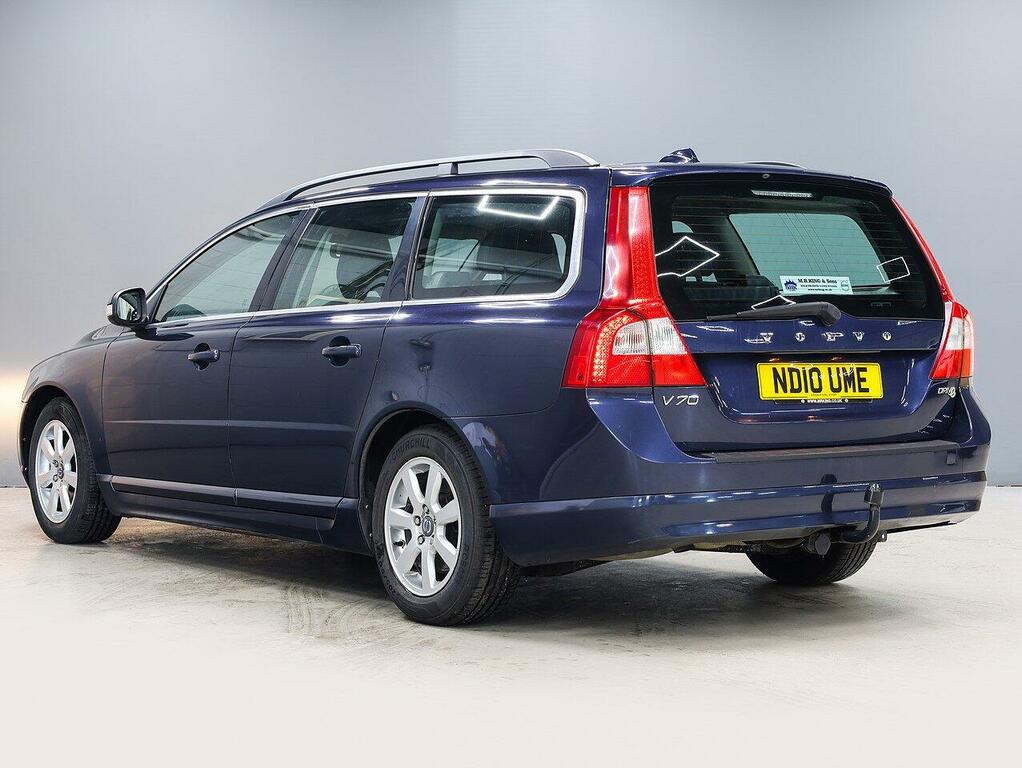 Volvo V70 D5 Se Black #7