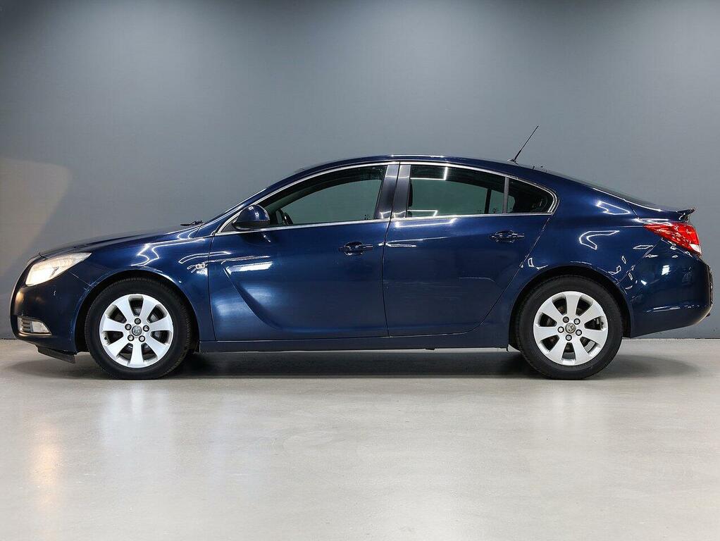 Vauxhall Insignia Hatchback YS61NRF Blue #6