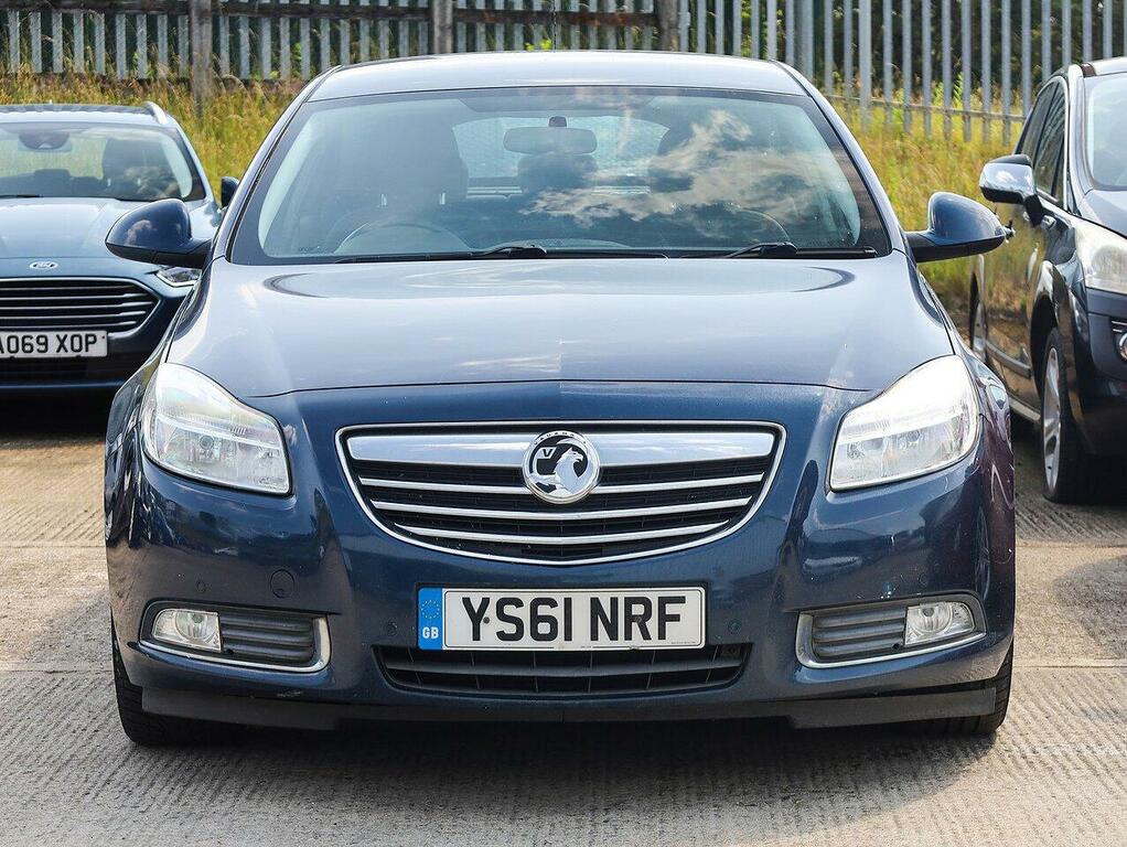 Vauxhall Insignia Hatchback Blue