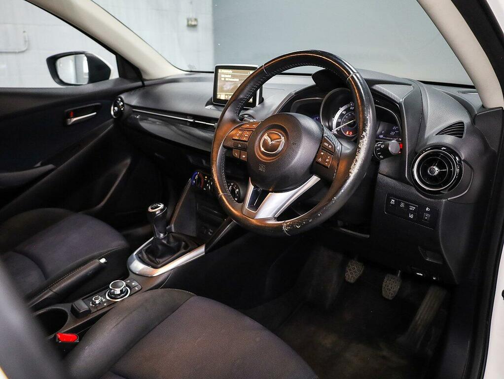Mazda 2 Skyactiv-g Sport Black Hatchback White #3