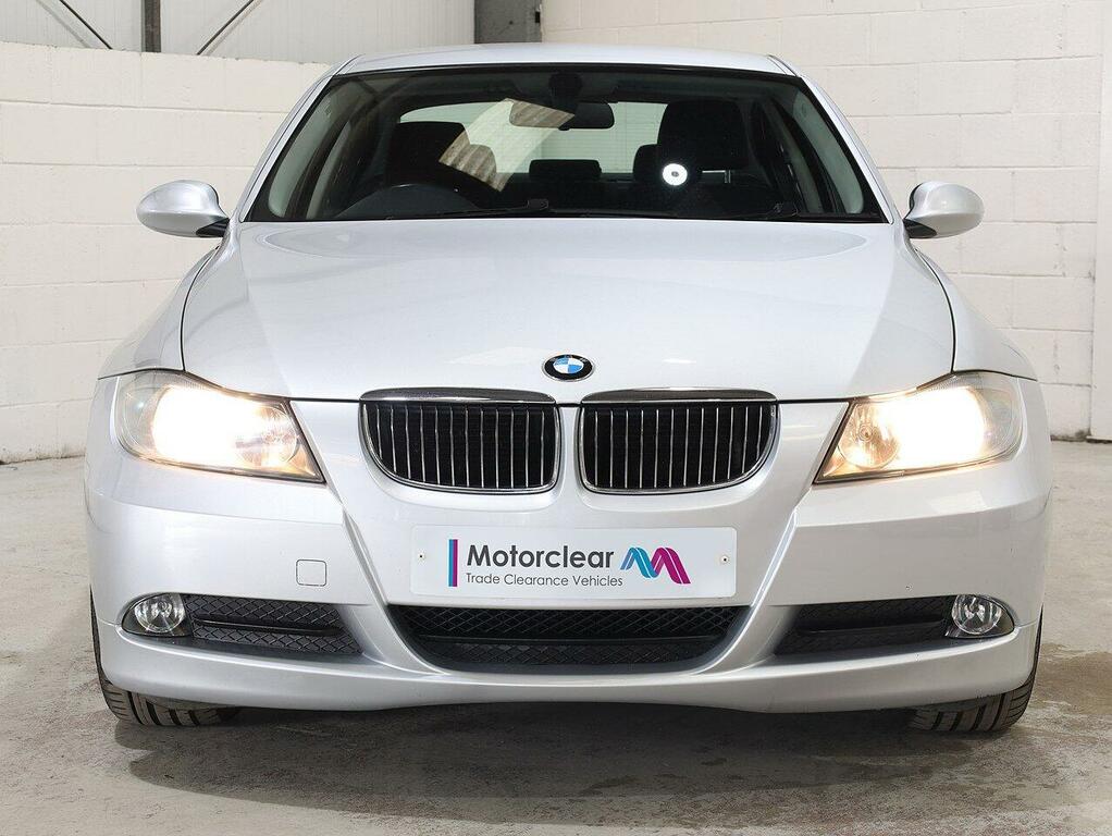 BMW 3 Series 318I Se Saloon Silver