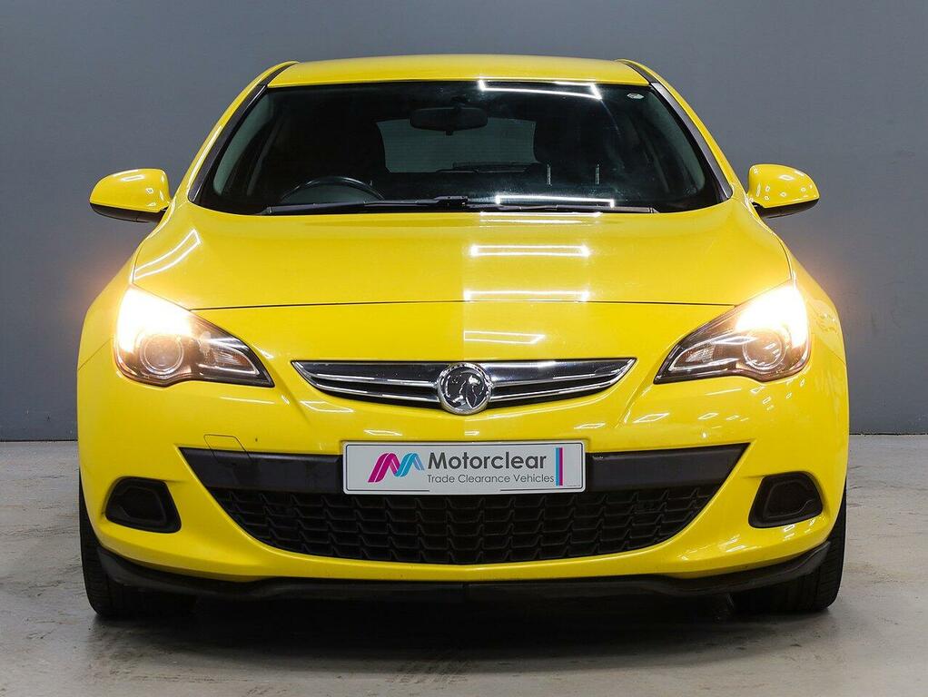 Vauxhall Astra GTC Sport 1.4 Yellow