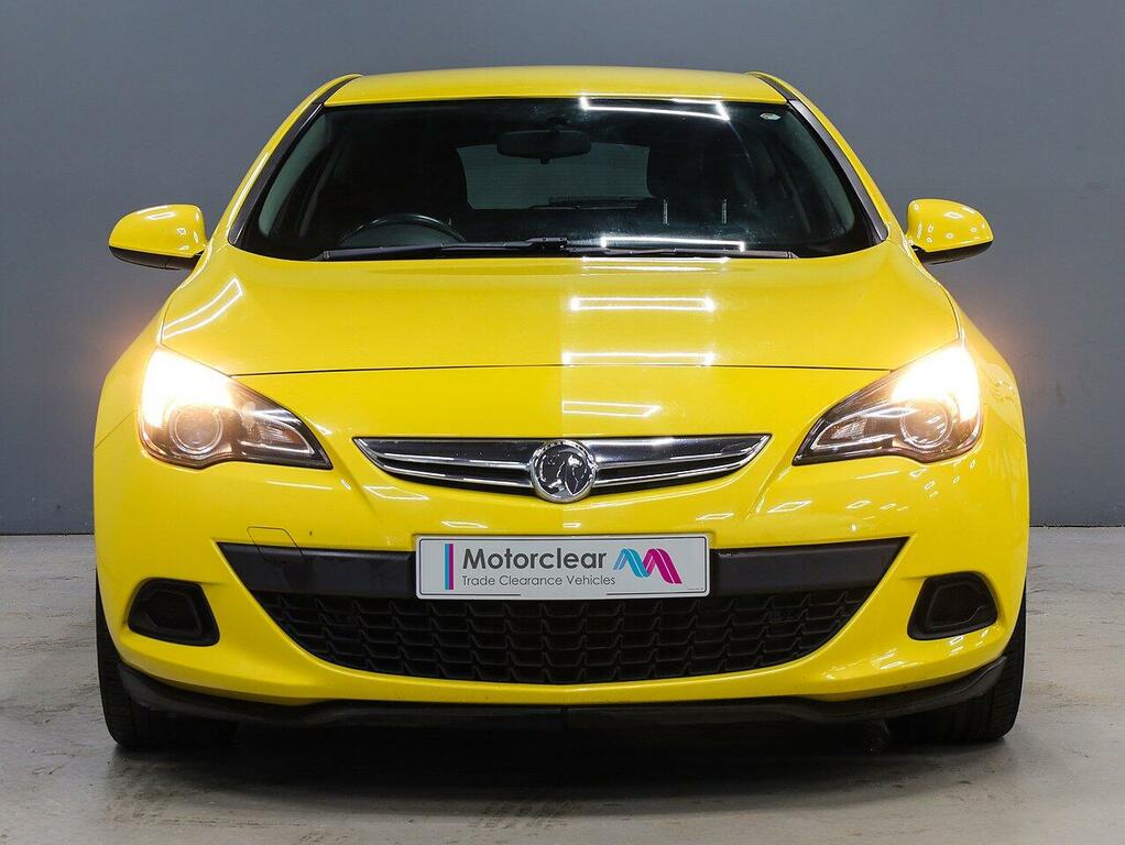 Vauxhall Astra GTC Sport 1.4 Yellow