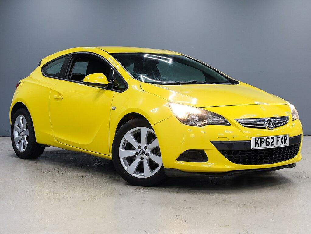 Vauxhall Astra GTC Sport 1.4 Yellow #2