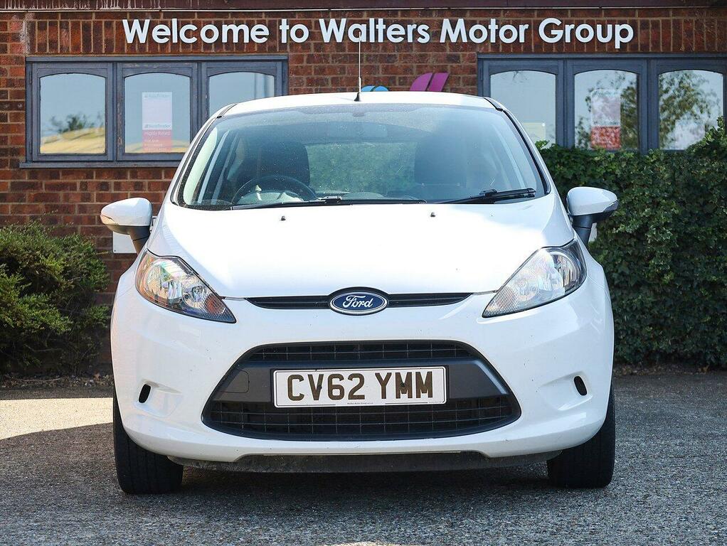Ford Fiesta 1.3 White