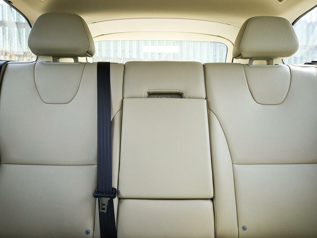 Volvo XC60 D4 R-design Lux Nav Awd Blue #19
