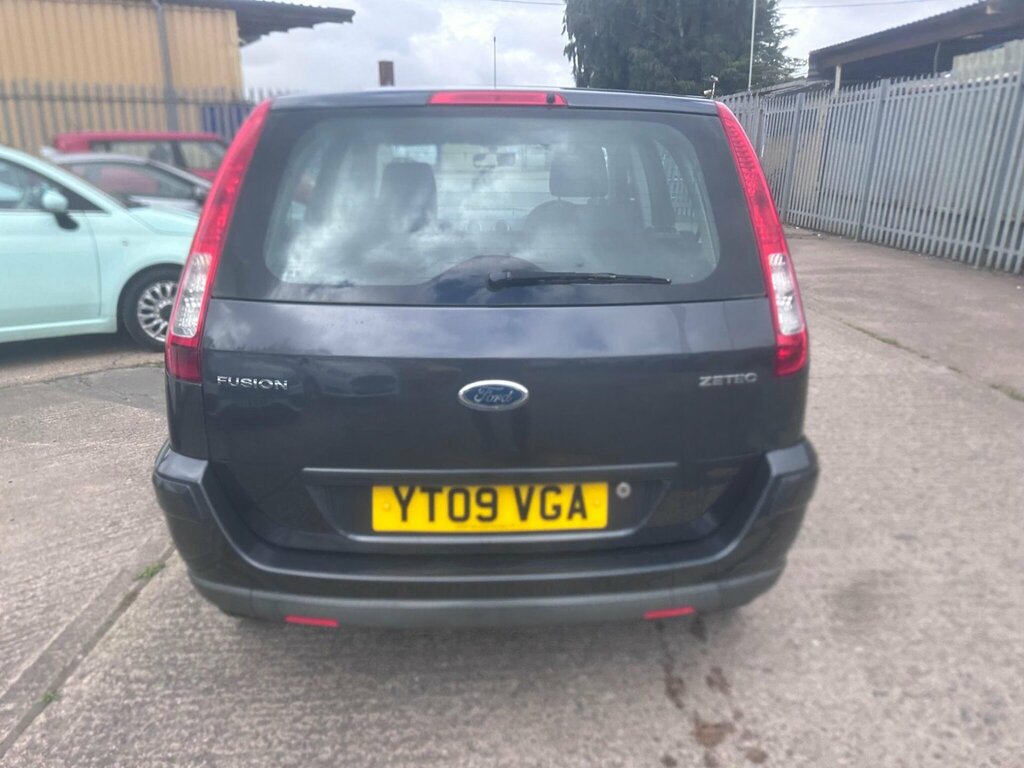Ford Fusion 1.6 Zetec Climate Grey #4