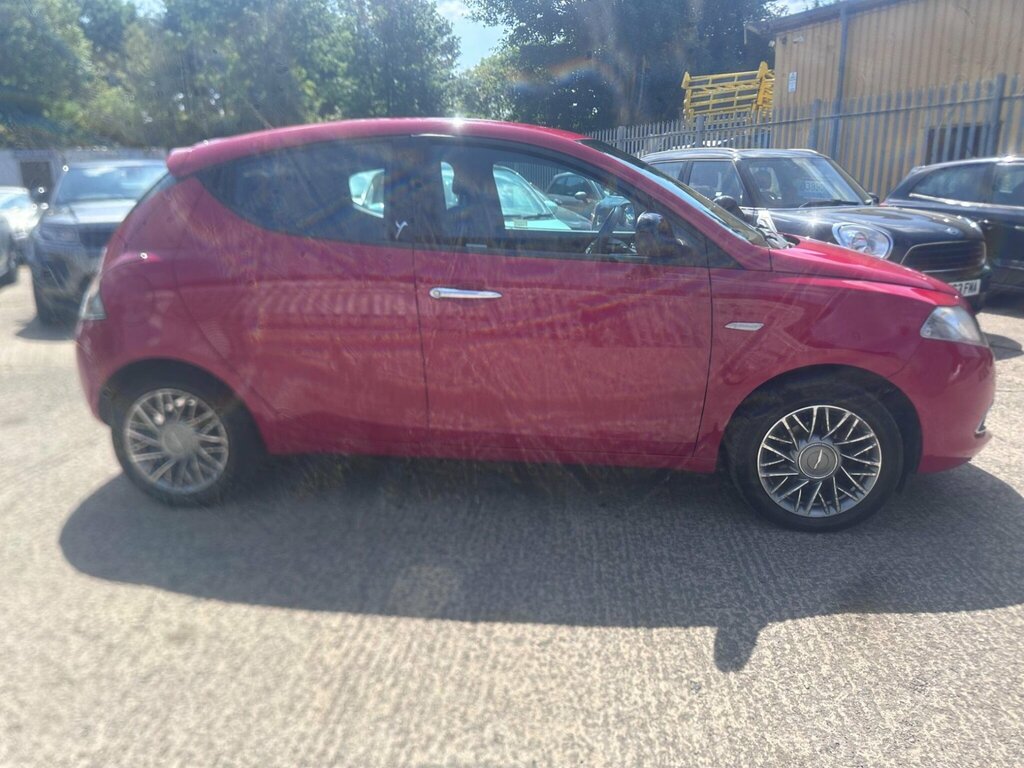 Chrysler Ypsilon 0.9 Twinair Se Euro 5 Ss Red #3