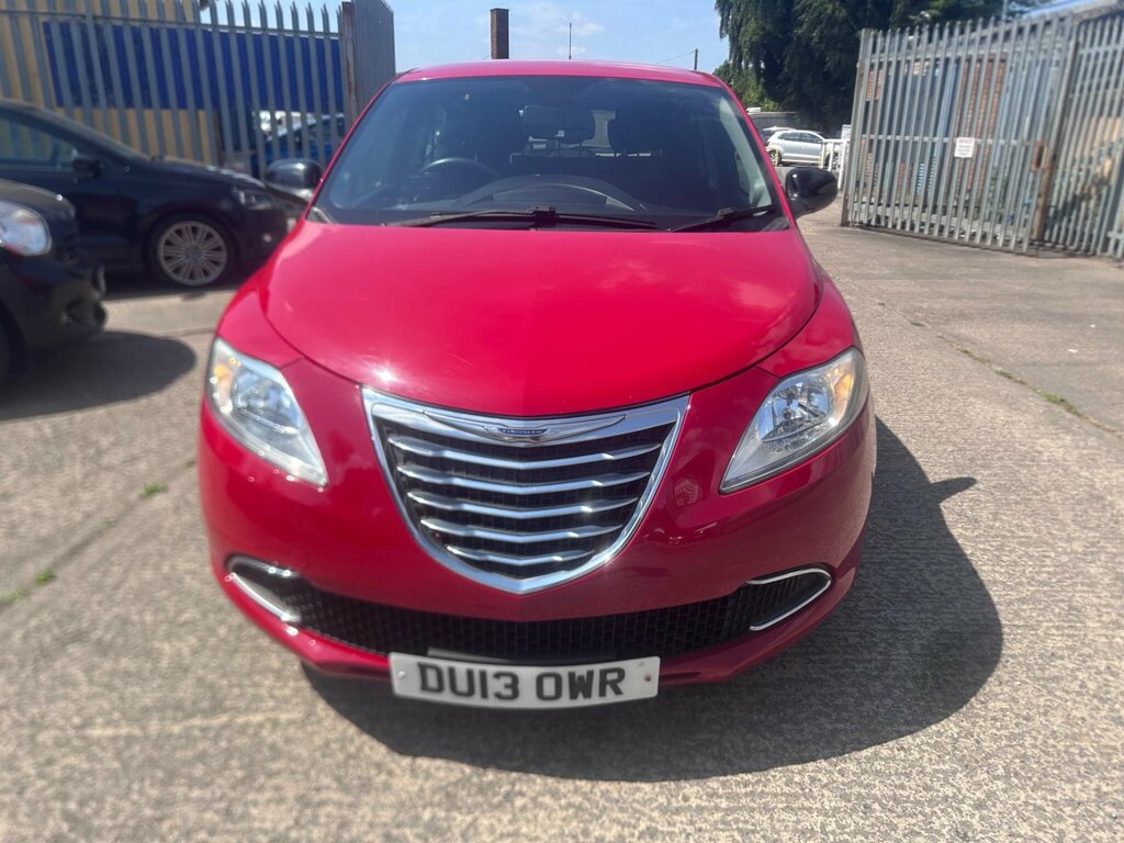 Chrysler Ypsilon  Red #9