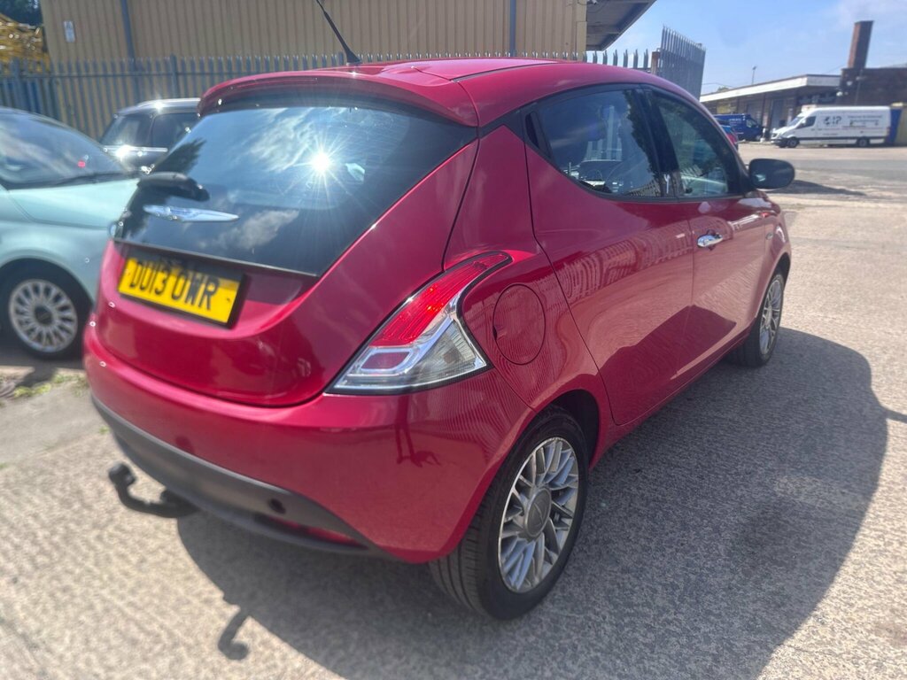 Chrysler Ypsilon 0.9 Twinair Se Euro 5 Ss Red #2