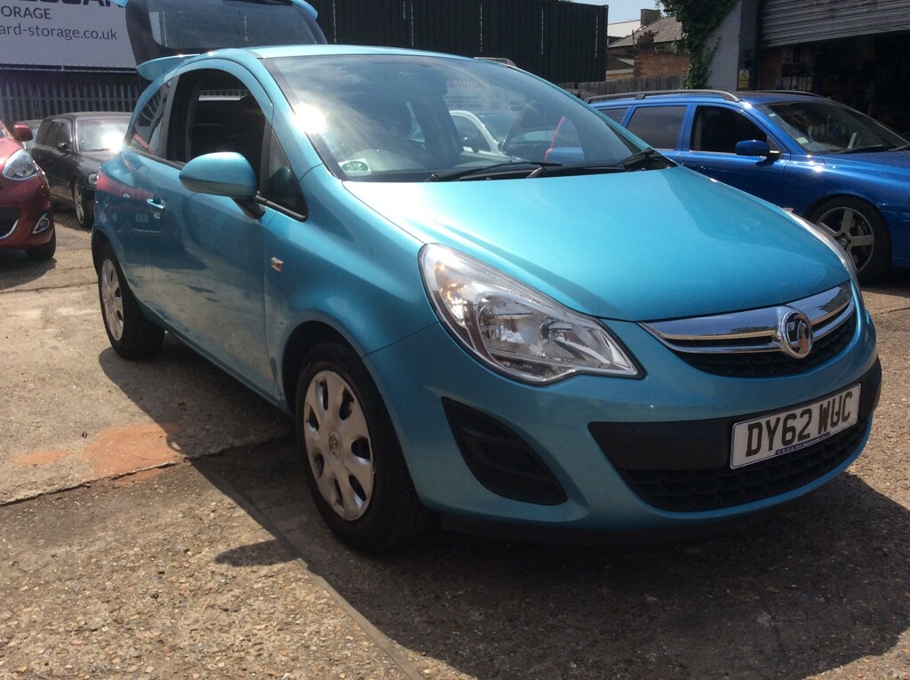 Vauxhall Corsa 1.4 16V Exclusiv Blue #2