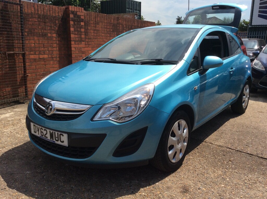 Vauxhall Corsa 1.4 16V Exclusiv Blue