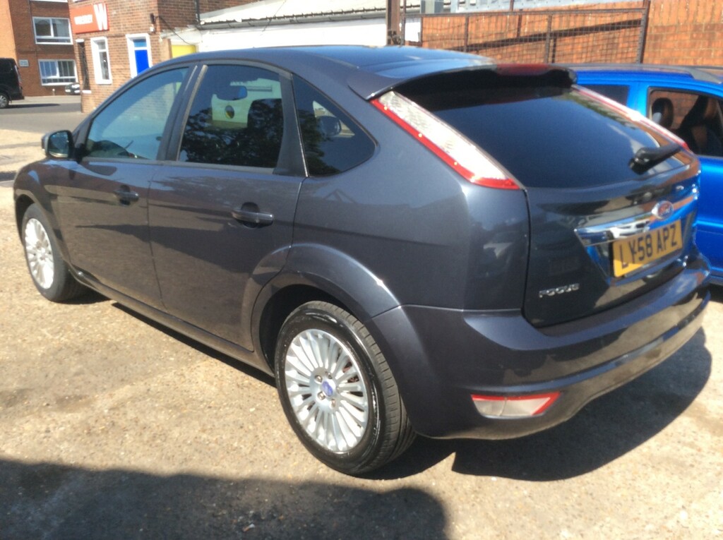 Ford Focus 2009 Ford Focusnbsp1.6 Zetec Low Miles Ulez Blue #3