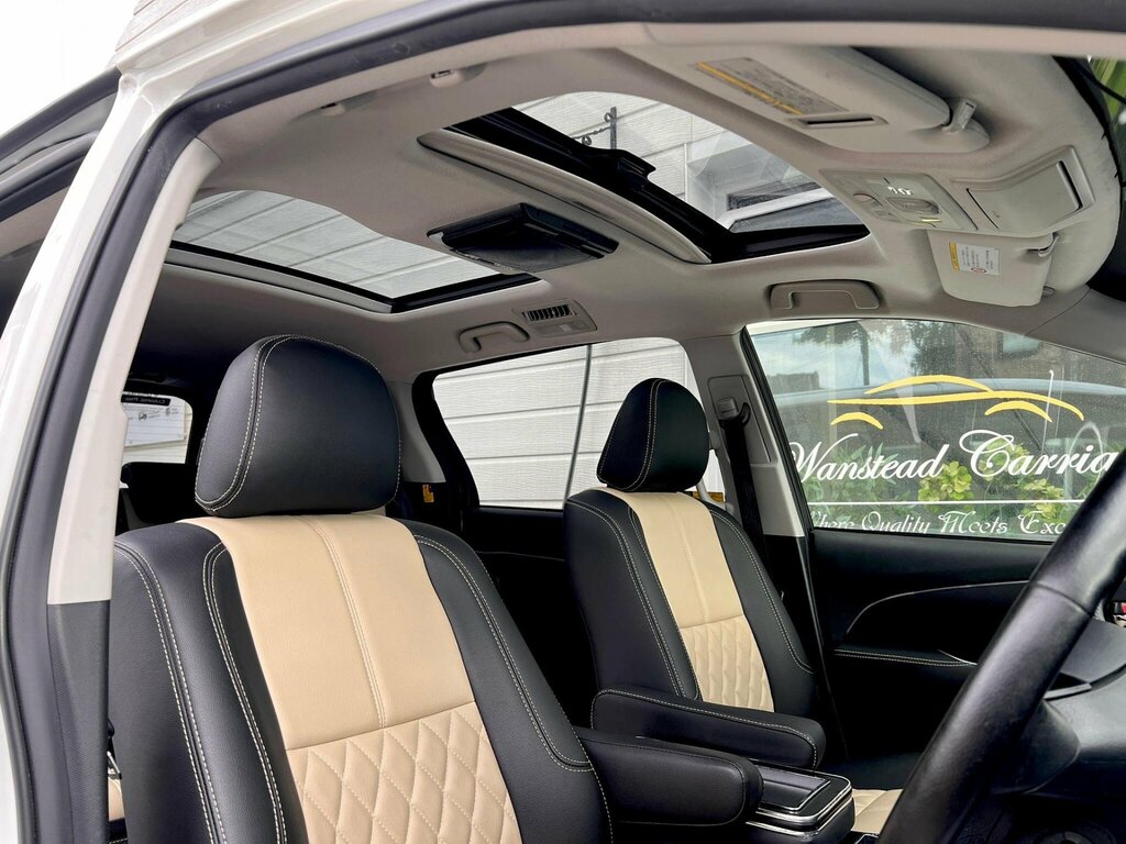 Toyota Estima 2.4 Aeras - Twin Sunroof - Leather White