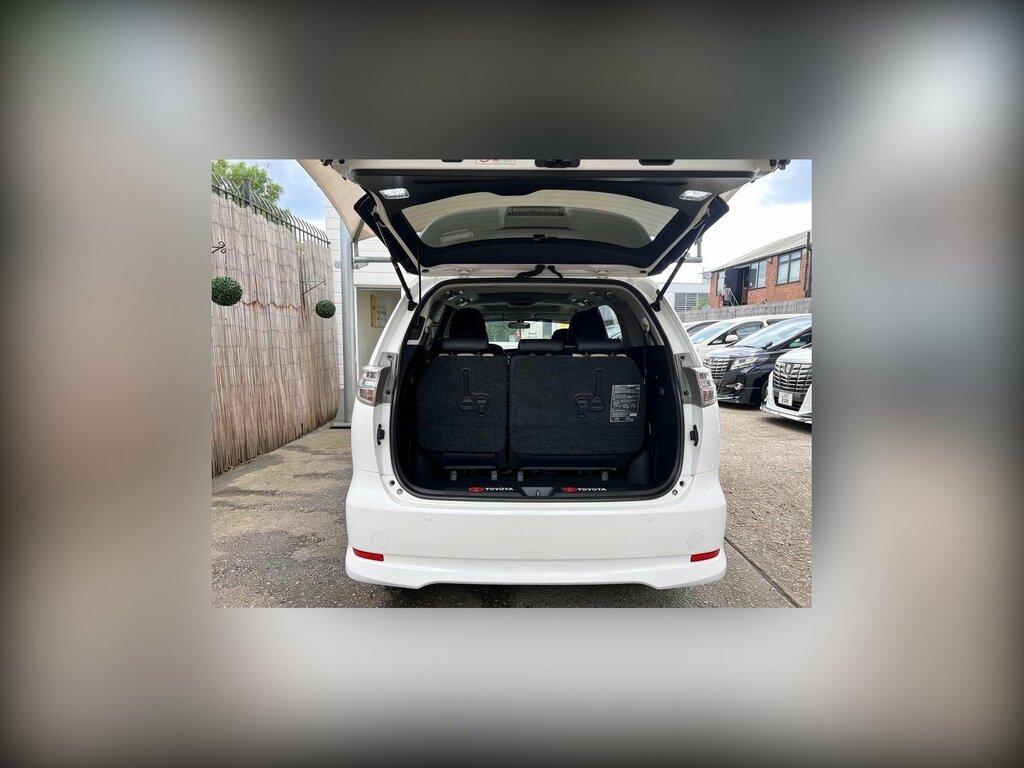 Toyota Estima 2.4 Aeras - Twin Sunroof - Leather White #4