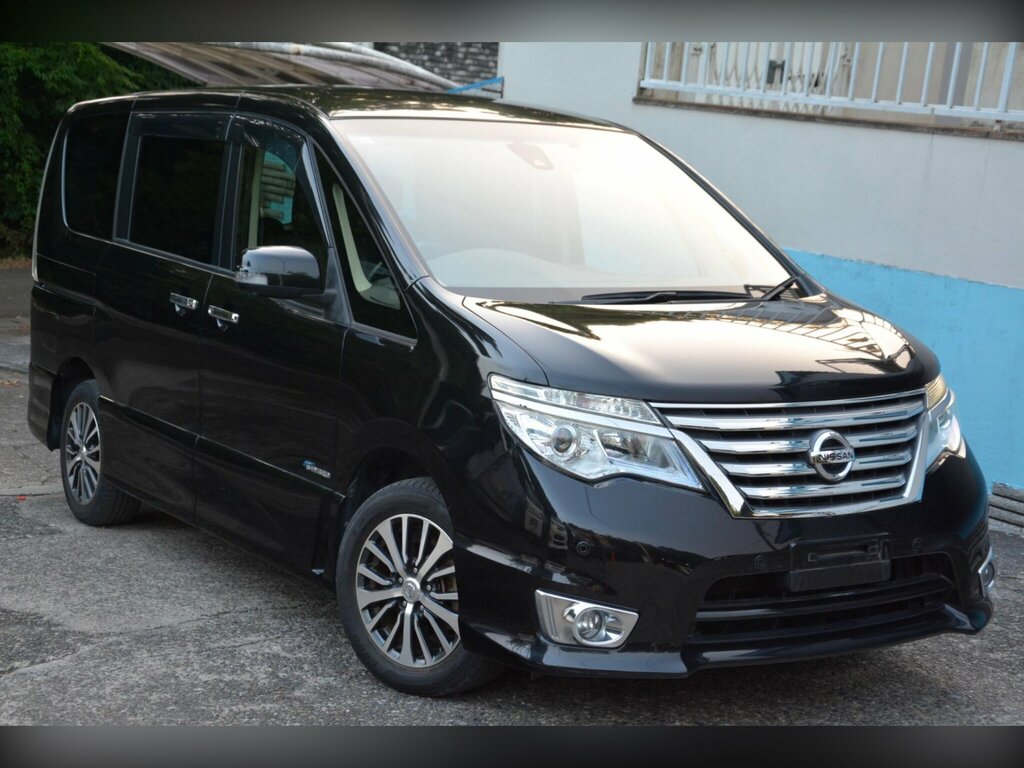 Nissan Serena 2.0 Highway Star V Selection Black