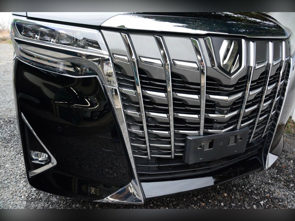 Toyota Alphard   #20
