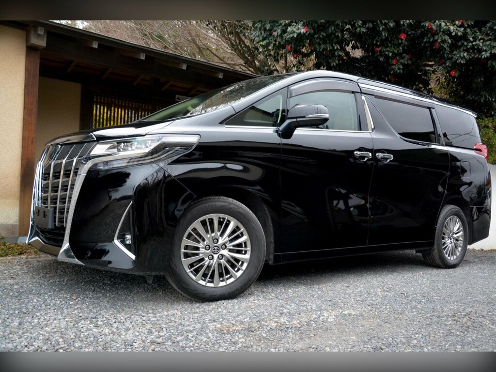 Toyota Alphard   #11