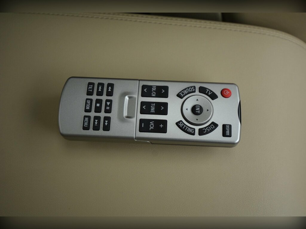 Toyota Alphard   #53