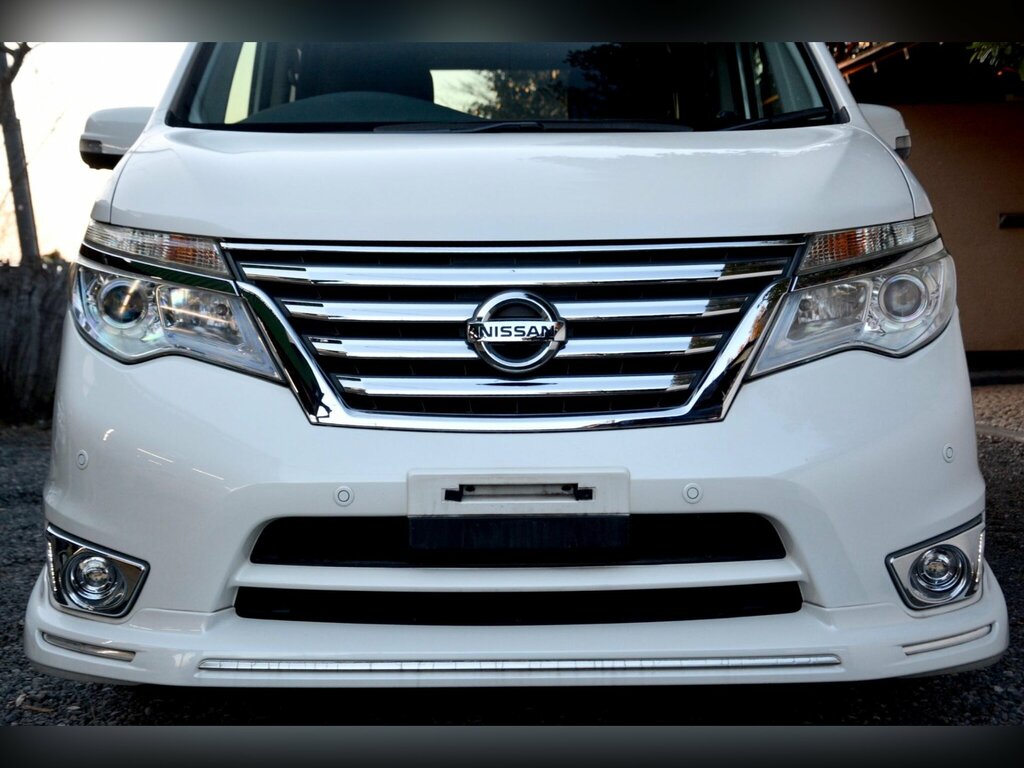 Nissan Serena Hybrid 2.0C , Black , Leather , 8 Seat Black #13
