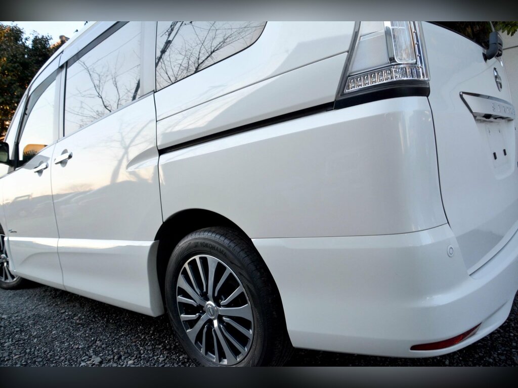 Nissan Serena Hybrid 2.0C , Black , Leather , 8 Seat Black #10
