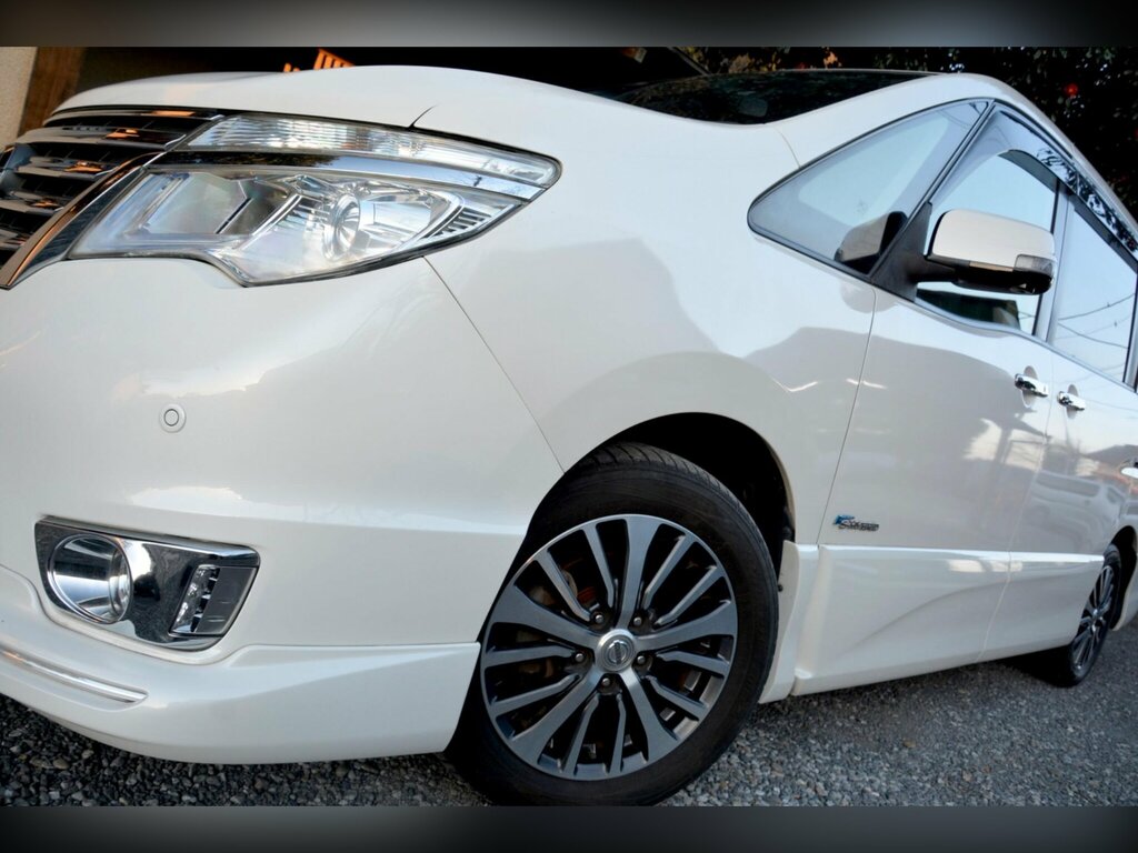 Nissan Serena 2.0 Highway Star G S-hv Advanced White #6