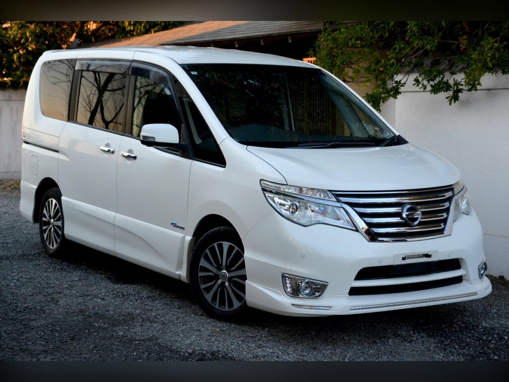 Nissan Serena 2.0 Highway Star G S-hv Advanced White