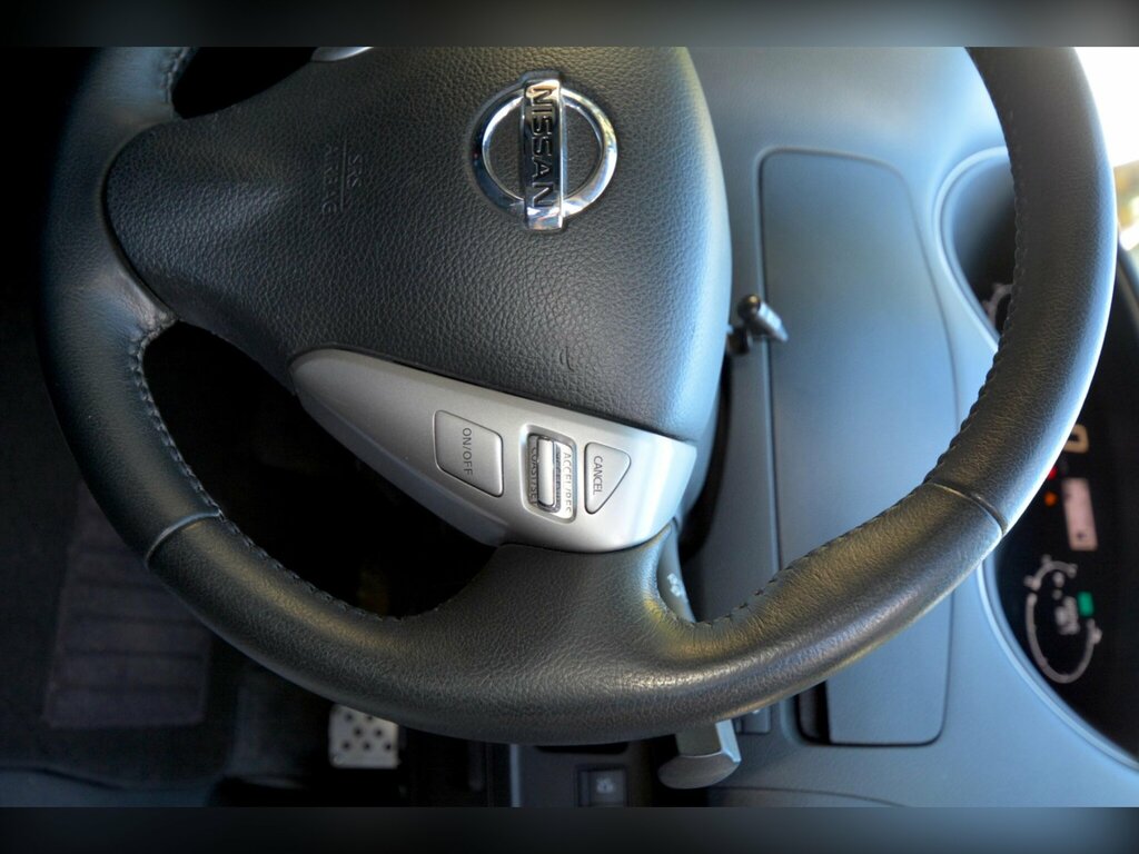 Nissan Serena 2.0 Pure Drive S-hybrid 8 Seats White #43