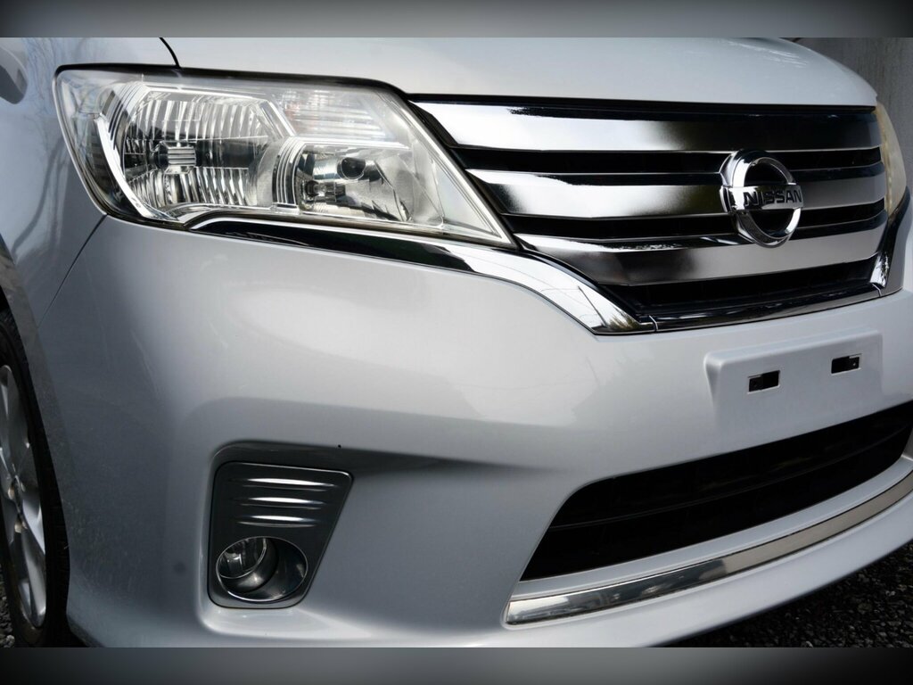 Nissan Serena 2.0 Pure Drive S-hybrid 8 Seats White #20